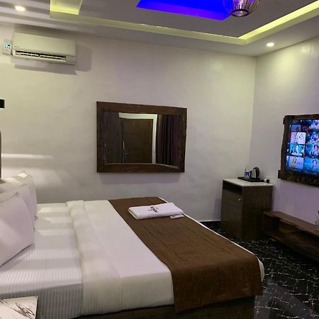 Presken Kuramo Waters Hotel Lagos Bagian luar foto