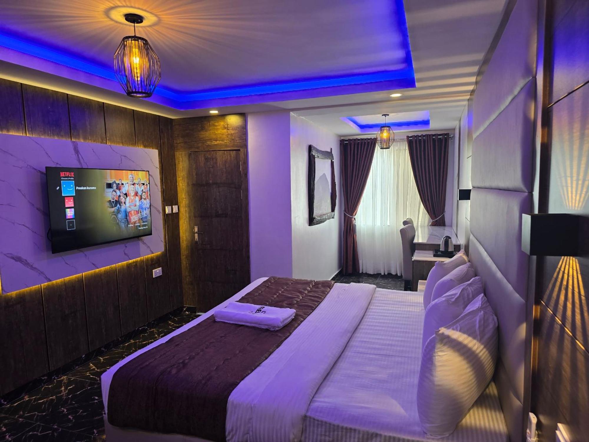 Presken Kuramo Waters Hotel Lagos Bagian luar foto