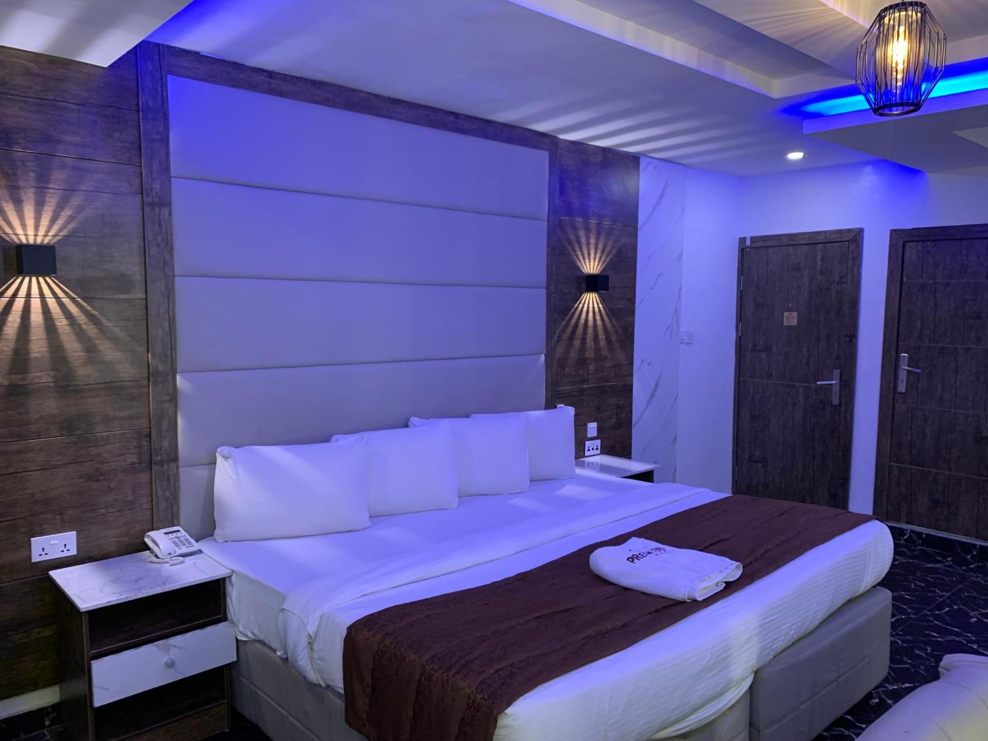 Presken Kuramo Waters Hotel Lagos Bagian luar foto